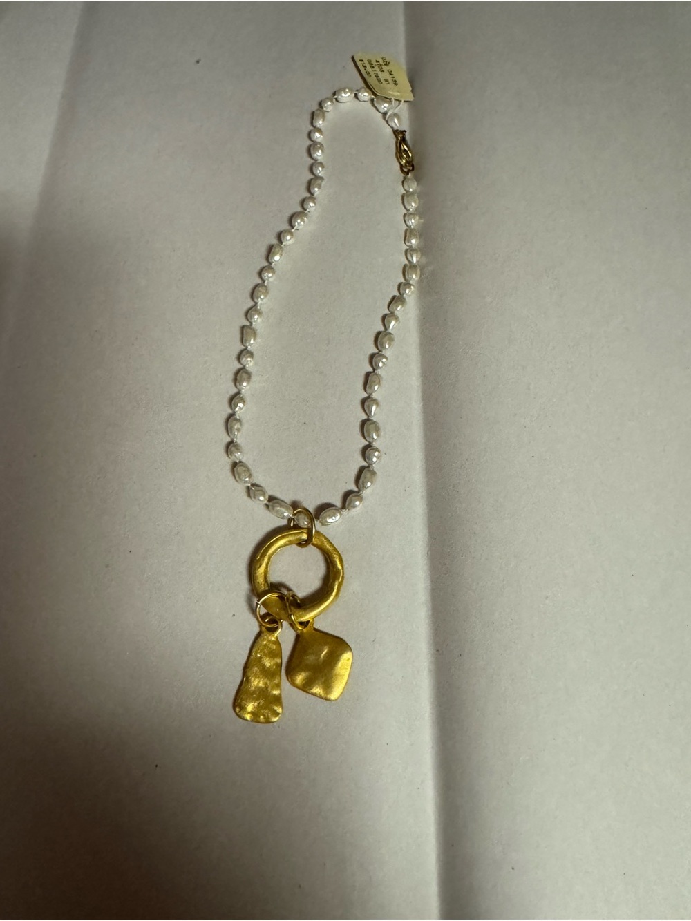 Express faux pearl necklace new $18 retail